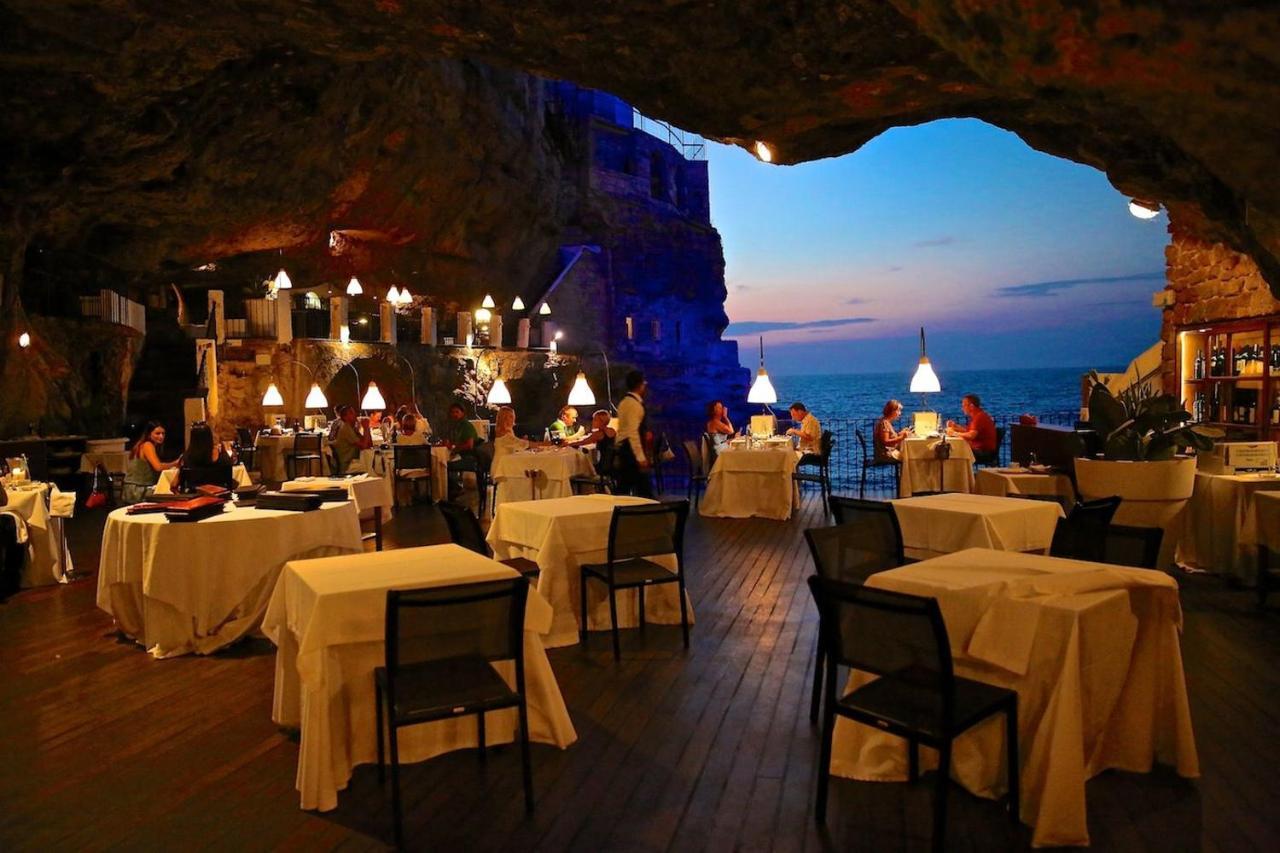 バーリ Residenze Unita D'Italia Bed & Breakfast エクステリア 写真