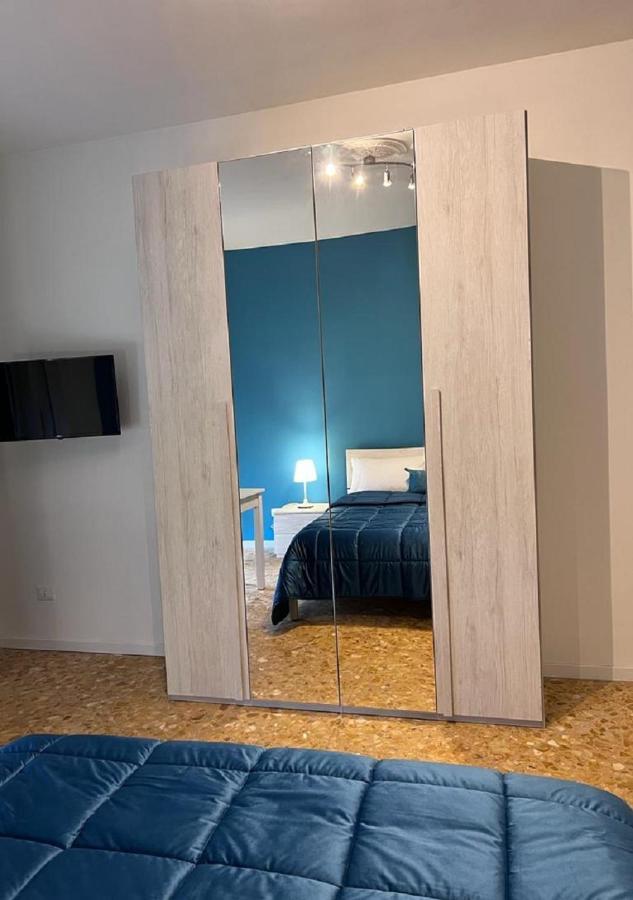 バーリ Residenze Unita D'Italia Bed & Breakfast エクステリア 写真